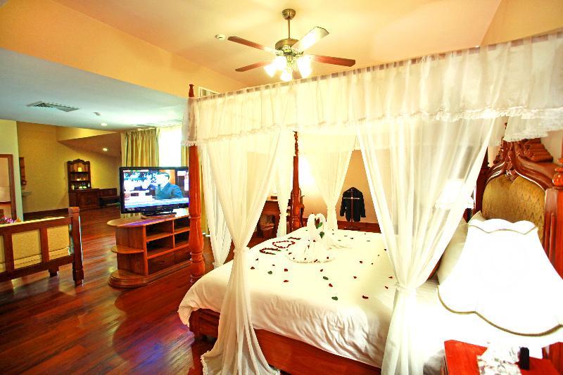 Angkor Era Hotel Siem Reap Exteriör bild